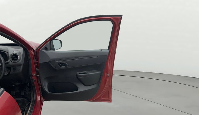 2021 Renault Kwid RXT 1.0 AMT (O), Petrol, Automatic, 61,343 km, RHS Front Door