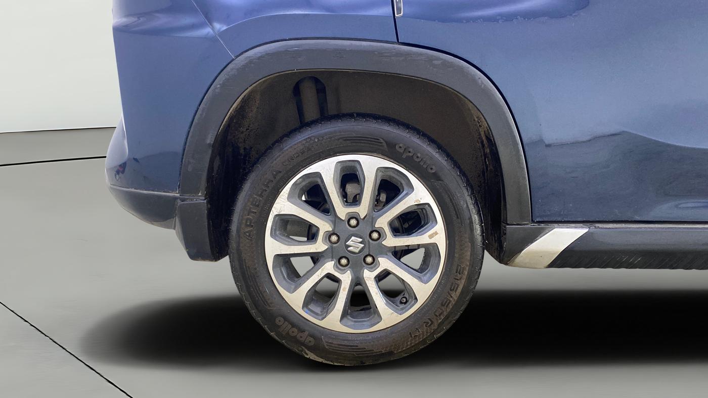 2023 Maruti Grand Vitara ALPHA SMART HYBRID AT, Petrol, Automatic, 35,836 km, Right Rear Wheel