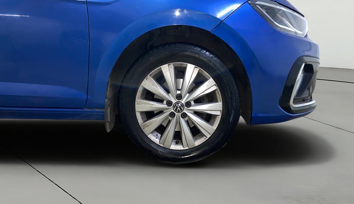 2022 Volkswagen VIRTUS HIGHLINE TSI 1.0 MT, Petrol, Manual, 59,237 km, Right Front Wheel