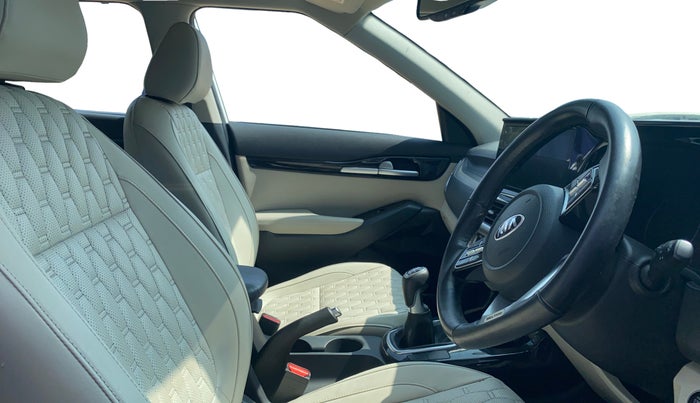 2019 KIA SELTOS HTX 1.5 PETROL, Petrol, Manual, 55,988 km, Right Side Front Door Cabin