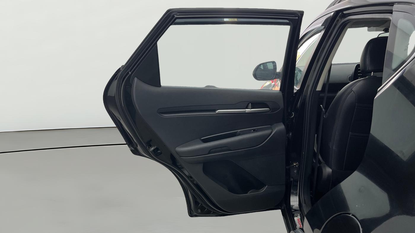 2022 KIA SONET HTK PLUS 1.0 IMT, Petrol, Manual, 45,230 km, LHS Rear Door