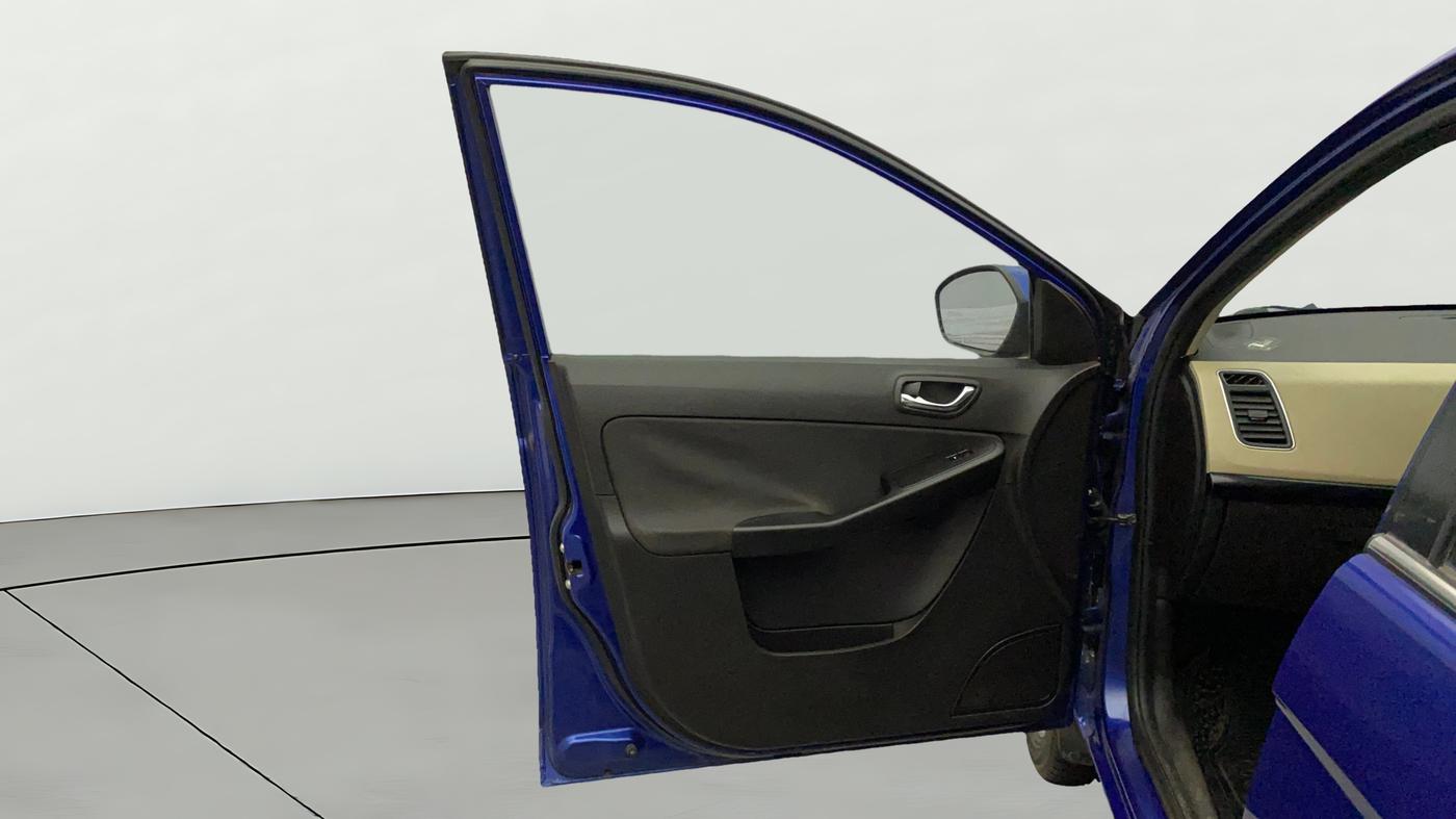 2015 Tata Zest XT PETROL, Petrol, Manual, 52,659 km, LHS Front Door