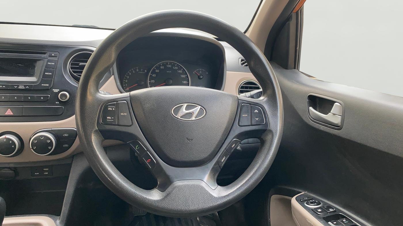 2016 Hyundai Grand i10 SPORTZ 1.2 KAPPA VTVT, Petrol, Manual, 39,920 km, Steering Wheel Close Up
