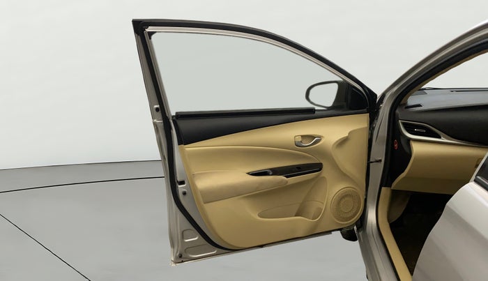 2020 Toyota YARIS G MT, Petrol, Manual, 70,513 km, LHS Front Door