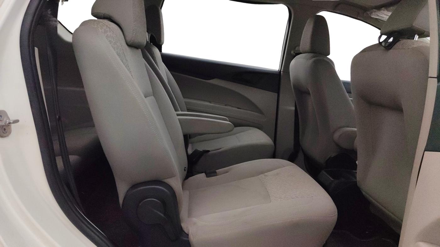 2019 Mahindra MARAZZO M2 7STR, Diesel, Manual, 80,816 km, Right Side Rear Door Cabin