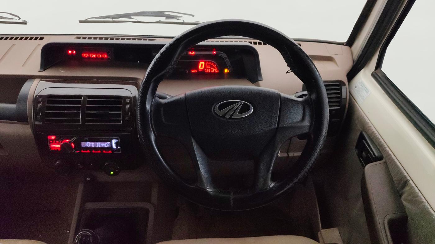 2020 Mahindra Bolero B6, Diesel, Manual, 72,473 km, Steering Wheel Close Up
