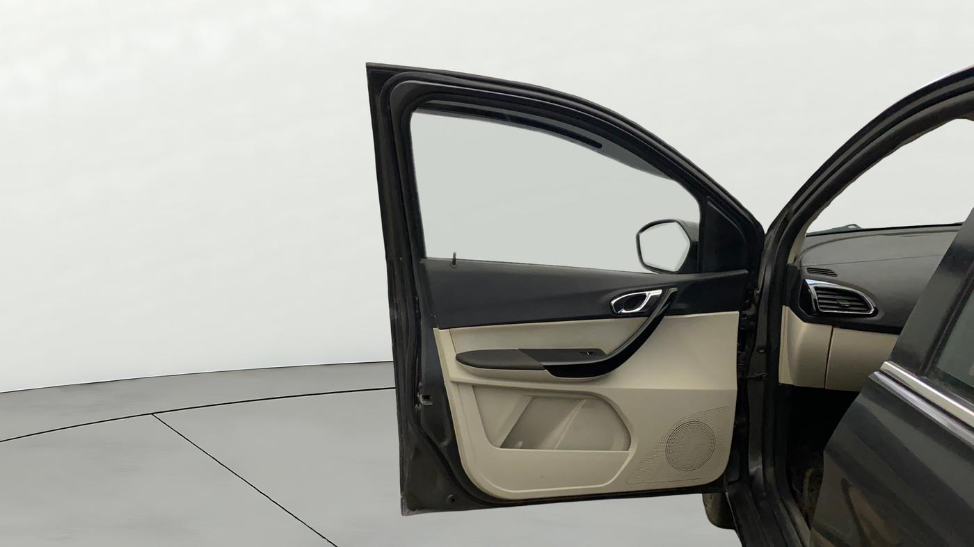 2022 Tata TIGOR XZ PLUS CNG, CNG, Manual, 65,705 km, LHS Front Door