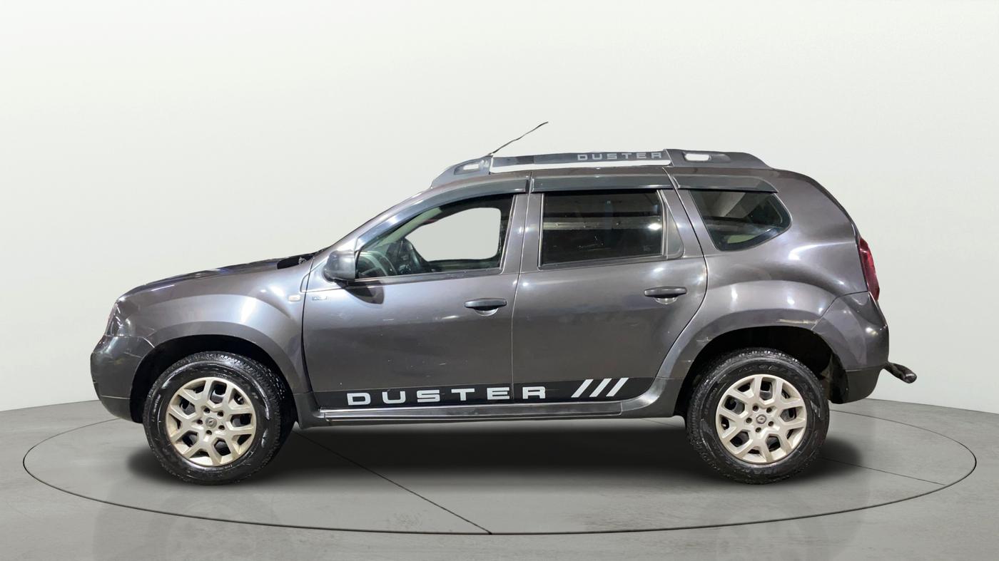 2017 Renault Duster RXE PETROL, Petrol, Manual, 27,433 km, Left Side