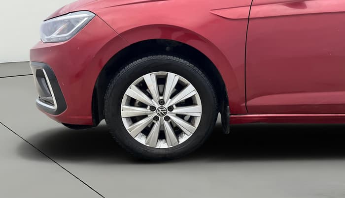 2022 Volkswagen VIRTUS HIGHLINE TSI 1.0 AT, Petrol, Automatic, 66,880 km, Left Front Wheel