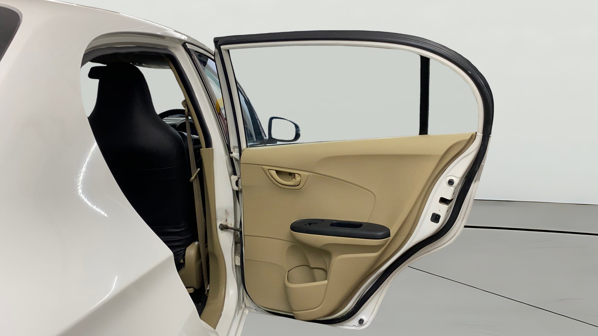 camera-RHS-Rear-Door