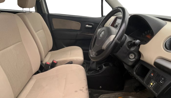 2018 Maruti Wagon R 1.0 LXI CNG, CNG, Manual, 1,07,334 km, Right Side Front Door Cabin