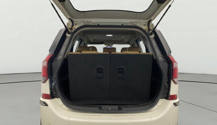 2020 Mahindra XUV500 W11, Diesel, Manual, 66,281 km, Boot Open Zoomed View