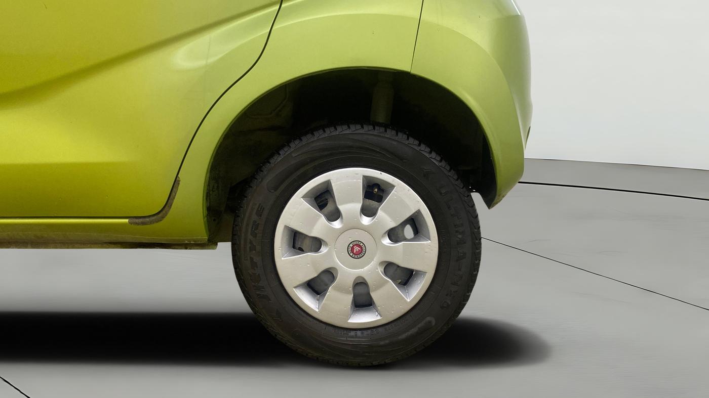 2016 Datsun Redi Go T (O), Petrol, Manual, 32,393 km, Left Rear Wheel