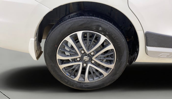 2022 Maruti Ertiga ZXI+ AT SHVS, CNG, Automatic, 61,022 km, Right Rear Wheel