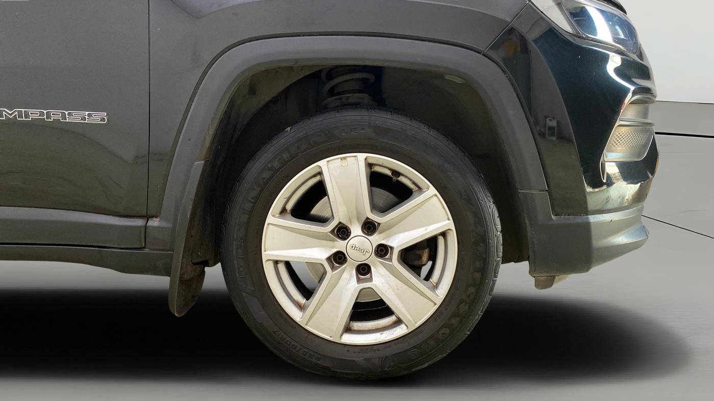 2021 Jeep Compass LONGITUDE (O) 1.4 PETROL DCT, Petrol, Automatic, 74,548 km, Right Front Wheel