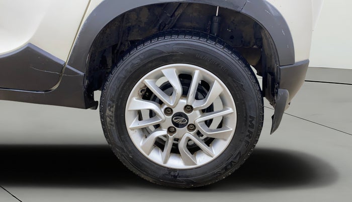 2017 Mahindra Kuv100 K6 PLUS 6 STR, Petrol, Manual, 1,23,281 km, Left Rear Wheel