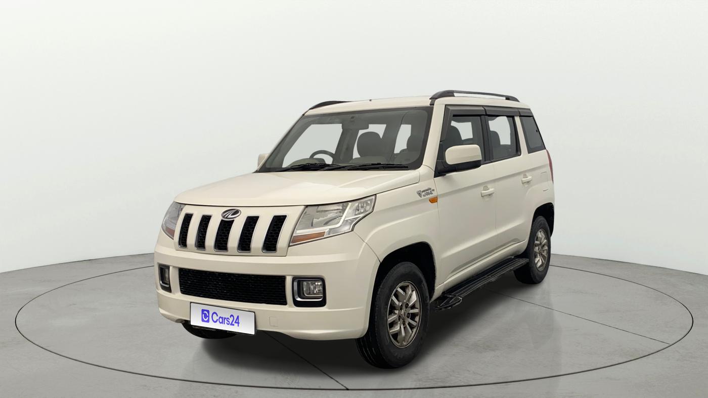 2017 Mahindra TUV300 T8, Diesel, Manual, 87,345 km, Left Front Diagonal