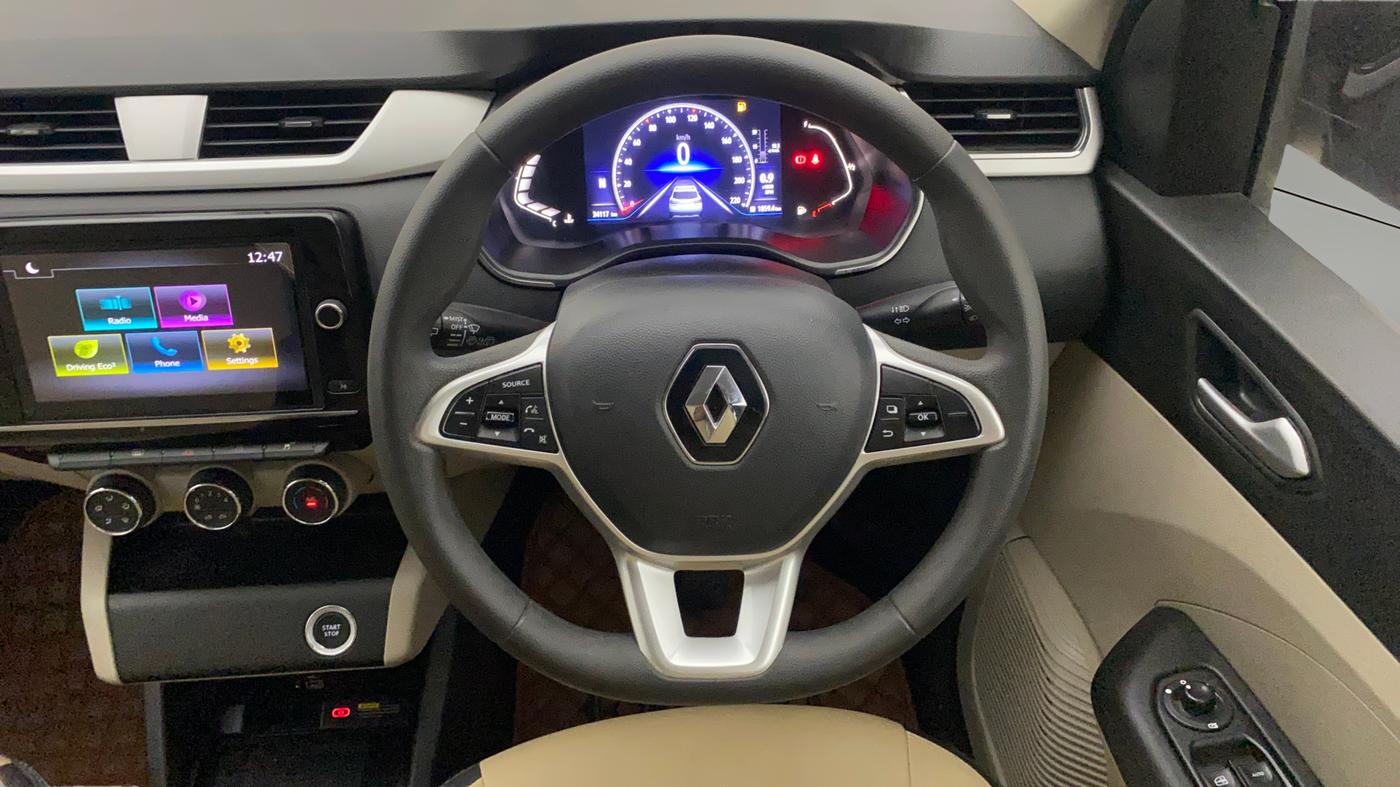 2024 Renault TRIBER RXZ AMT, Petrol, Automatic, 34,059 km, Steering Wheel Close Up