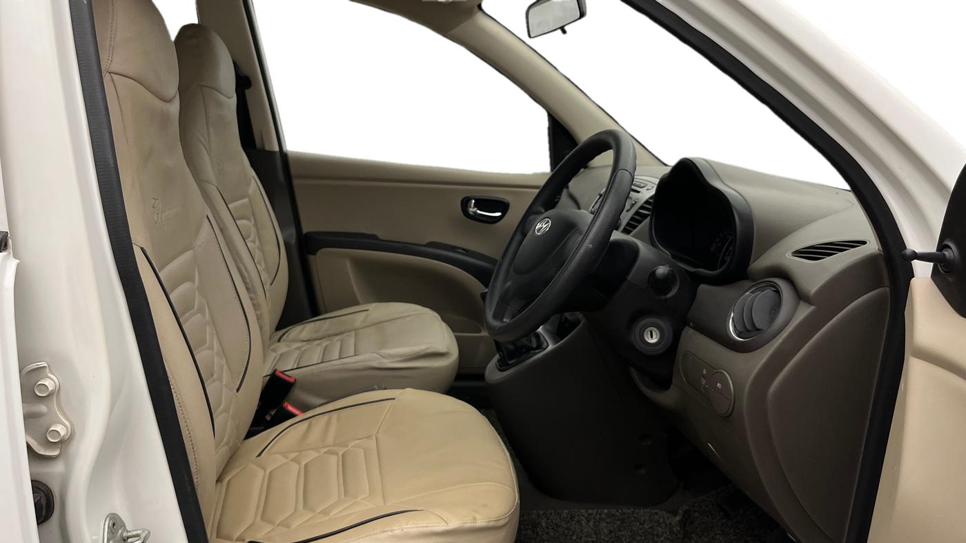 2016 Hyundai i10 SPORTZ 1.1, Petrol, Manual, 88,853 km, Right Side Front Door Cabin