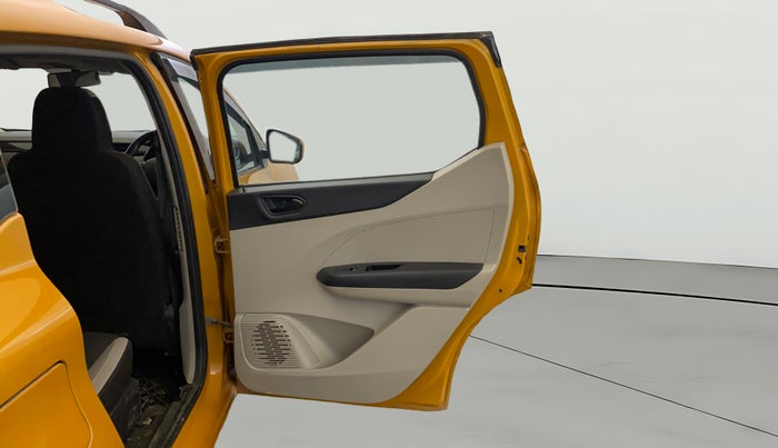 2019 Renault TRIBER RXT, CNG, Manual, 61,119 km, RHS Rear Door