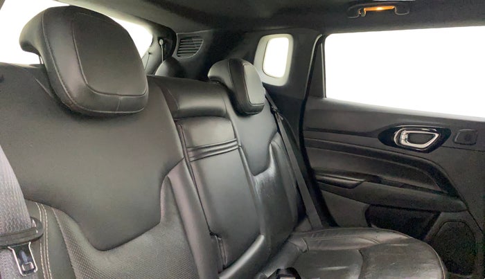 2021 Jeep Compass MODEL S (O) 1.4 PETROL DCT, Petrol, Automatic, 64,253 km, Right Side Rear Door Cabin