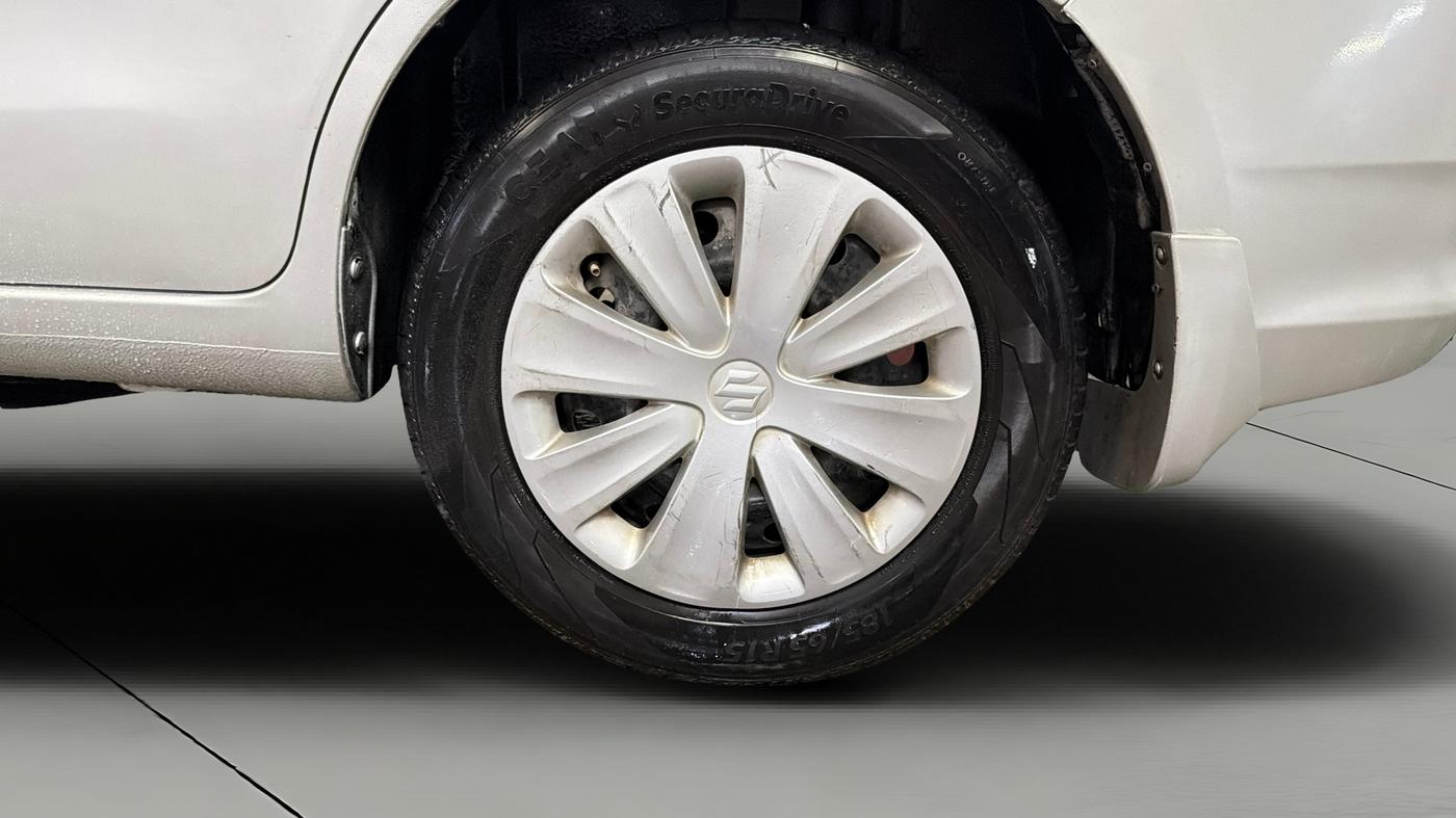 2018 Maruti Ertiga VXI, Petrol, Manual, 91,882 km, Left Rear Wheel