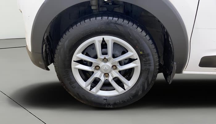 2021 Renault TRIBER RXT, CNG, Manual, 91,304 km, Left Front Wheel