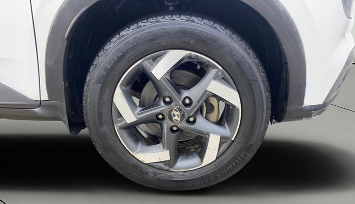 2019 Hyundai VENUE SX PLUS 1.0 TURBO DCT, Petrol, Automatic, 1,06,521 km, Right Front Wheel