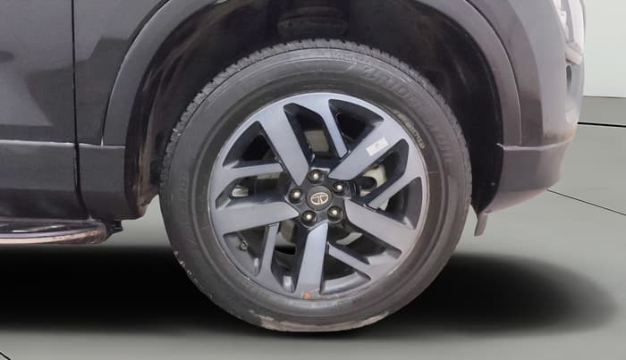 2022 Tata Safari XZA PLUS, Diesel, Automatic, 52,660 km, Right Front Wheel