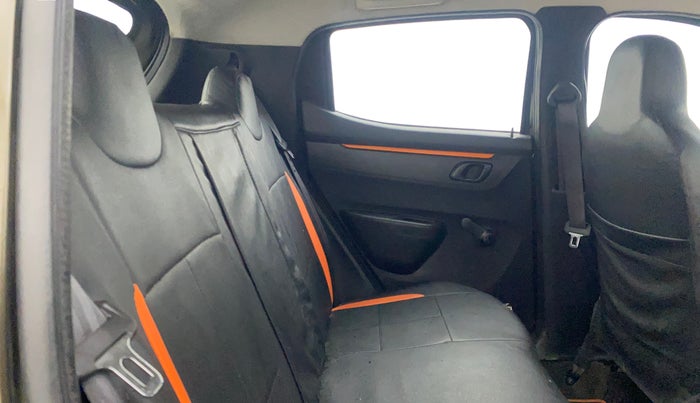 2018 Renault Kwid CLIMBER 1.0 AMT, Petrol, Automatic, 57,071 km, Right Side Rear Door Cabin