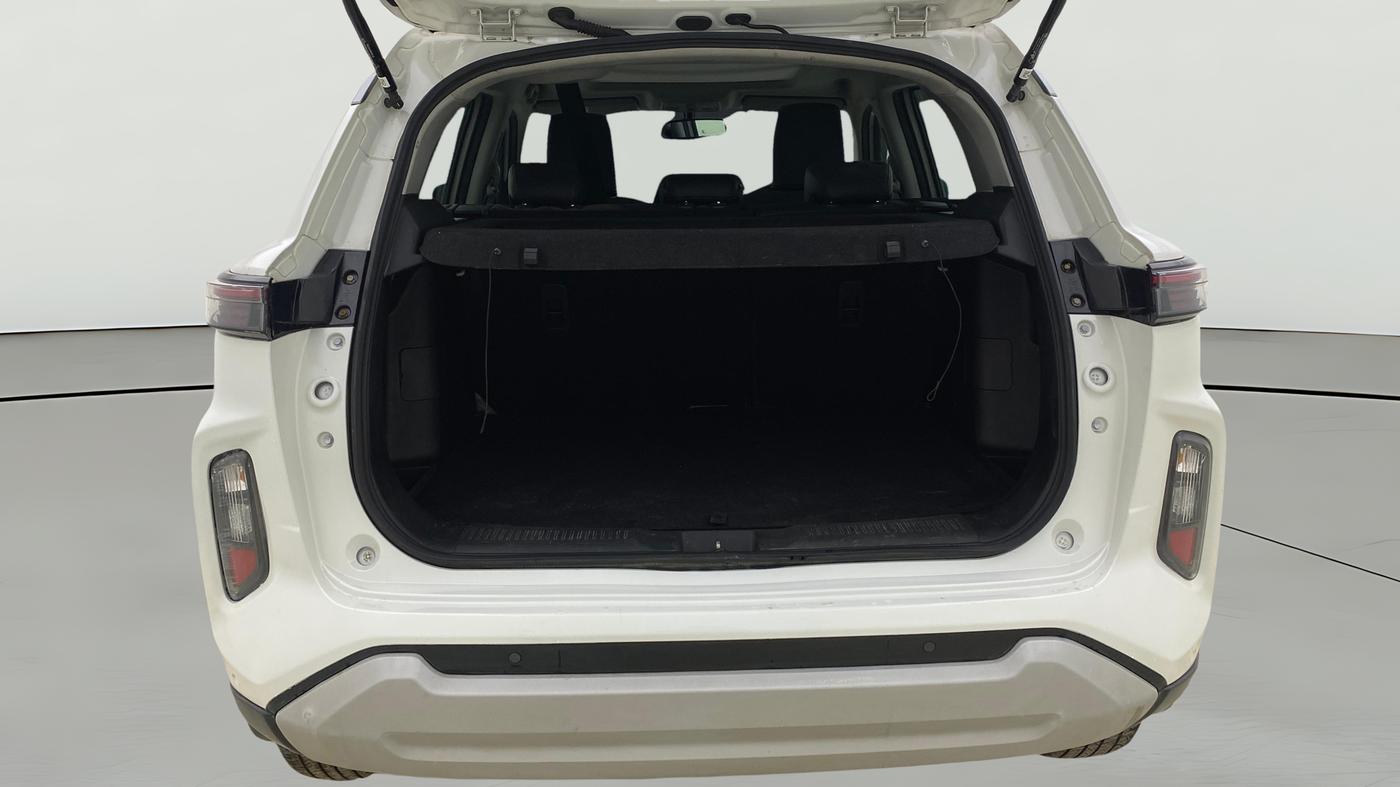 2023 Maruti Grand Vitara ALPHA SMART HYBRID AT, Petrol, Automatic, 1,24,028 km, Boot Open Zoomed View