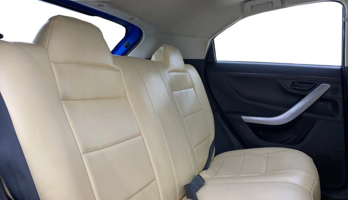 2020 Tata NEXON XMA SUNROOF DIESEL, Diesel, Automatic, 77,055 km, Right Side Rear Door Cabin