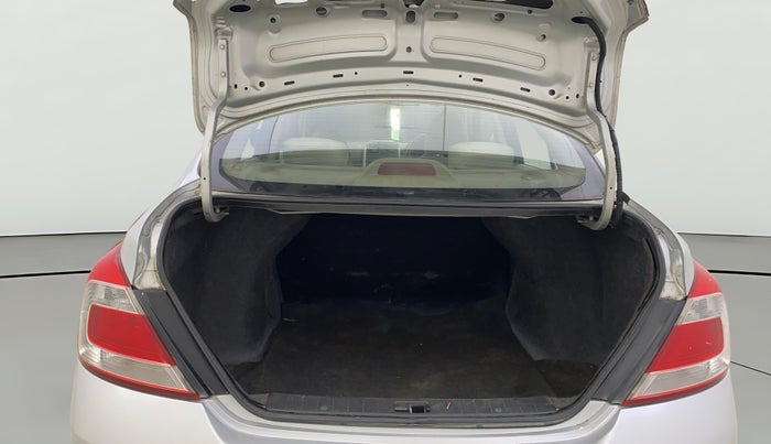 2014 Renault Scala RXL PETROL AT, Petrol, Automatic, 95,056 km, Boot Open Zoomed View