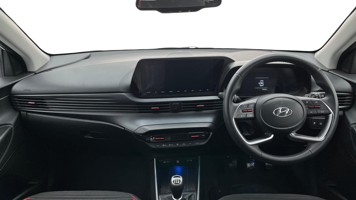 2022 Hyundai NEW I20 ASTA (O) 1.2 MT DUAL TONE, Petrol, Manual, 10,336 km, Dashboard