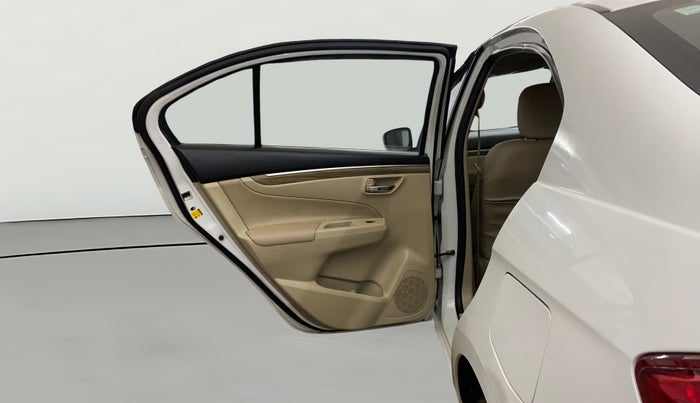 2021 Maruti Ciaz ZETA 1.5 SHVS MT PETROL, Petrol, Manual, 72,376 km, LHS Front Door