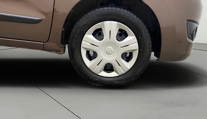 2018 Maruti Wagon R 1.0 VXI, Petrol, Manual, 39,266 km, Right Front Wheel