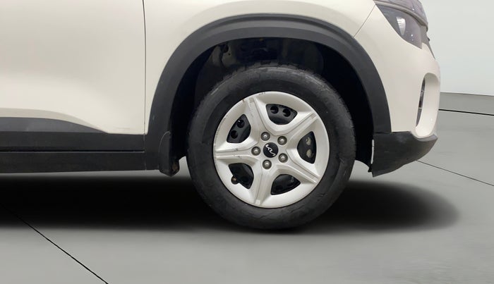 2023 KIA SELTOS  HTK 1.5 PETROL MT, Petrol, Manual, 20,556 km, Right Front Wheel