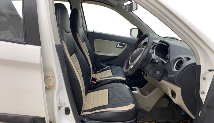 2016 Maruti Alto K10 VXI, Petrol, Manual, 68,865 km, Right Side Front Door Cabin