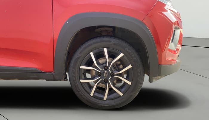 2017 Mahindra KUV 100 NXT K8 P 6 STR, Petrol, Manual, 19,051 km, Right Front Wheel