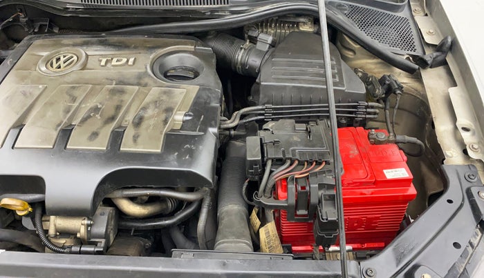 2014 Volkswagen Vento HIGHLINE DIESEL 1.6, Diesel, Manual, 12,300 km, Engine View - Left