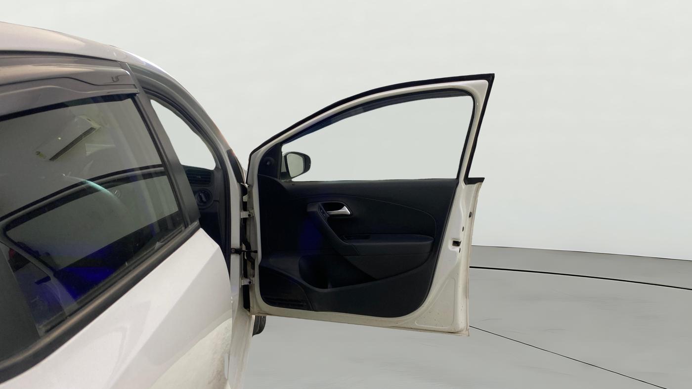 2019 Volkswagen Polo TRENDLINE 1.0L, Petrol, Manual, 51,717 km, RHS Front Door