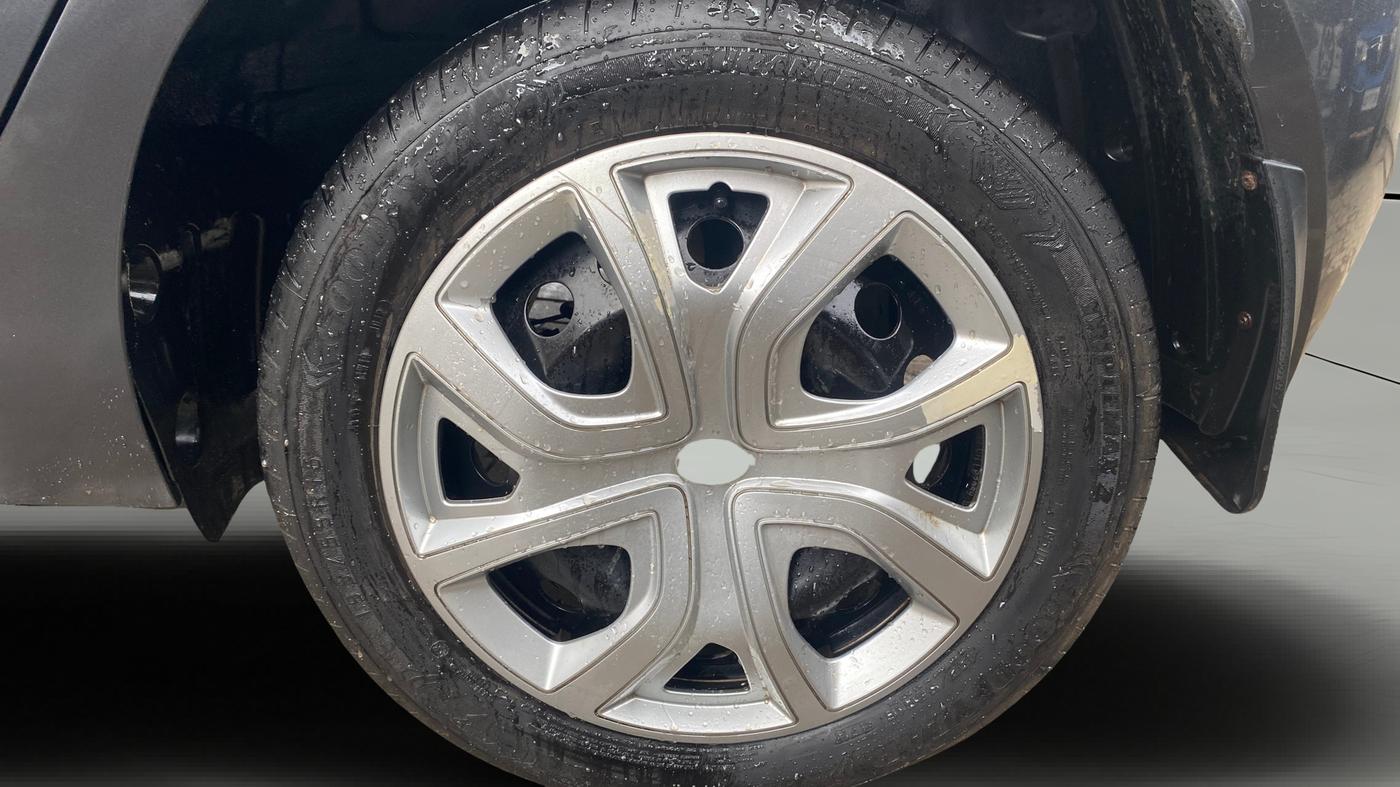 2021 Tata ALTROZ XT PETROL, Petrol, Manual, 36,994 km, Left Rear Wheel