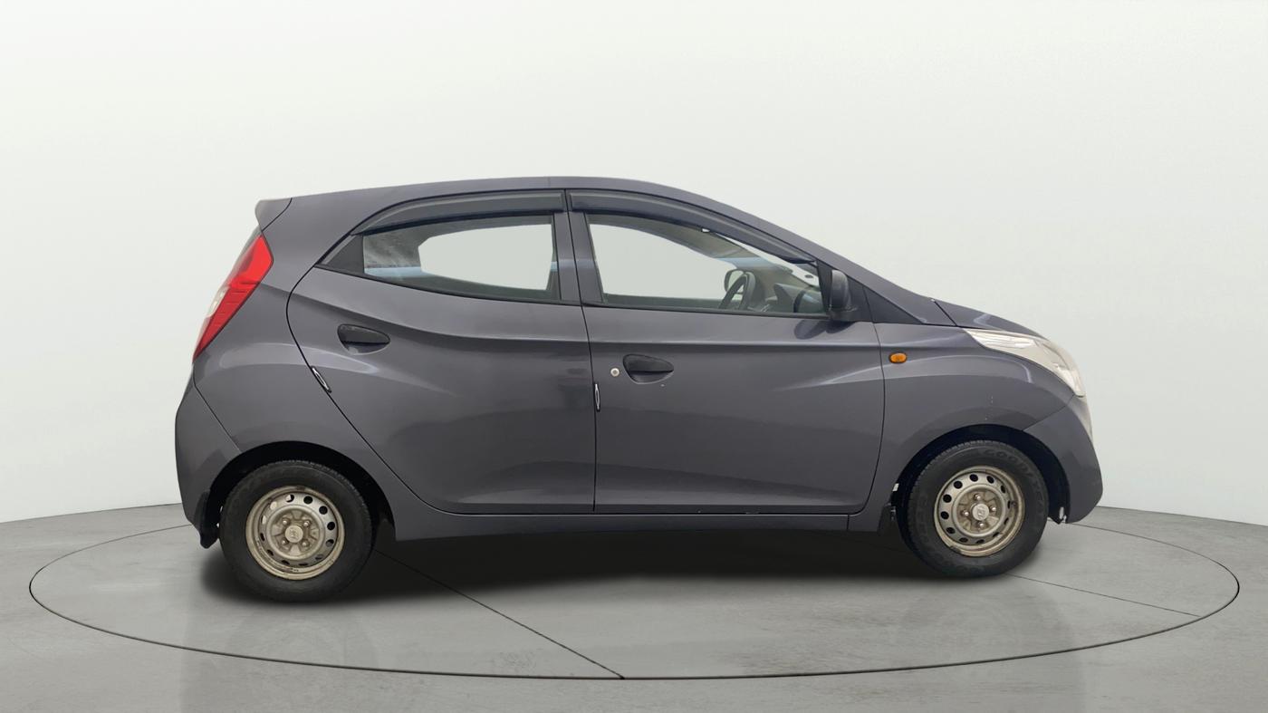 2016 Hyundai Eon ERA +, Petrol, Manual, 69,776 km, Right Side View