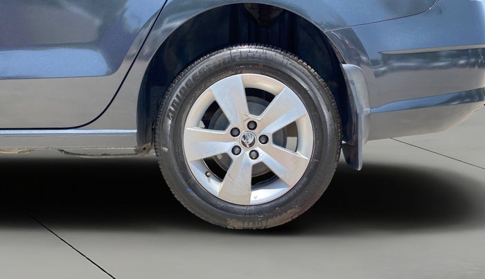 2020 Skoda Rapid 1.0 AMBITION TSI MT, Petrol, Manual, 1,27,714 km, Left Rear Wheel