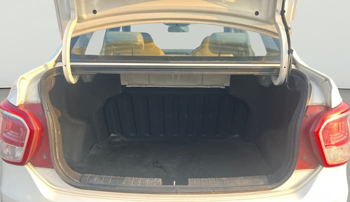 2015 Hyundai Xcent S (O) 1.2, Petrol, Manual, 27,993 km, Boot Open Zoomed View