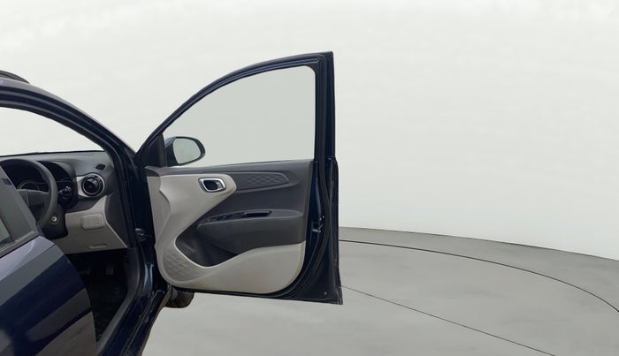 2020 Hyundai GRAND I10 NIOS SPORTZ AMT 1.2 KAPPA VTVT, Petrol, Automatic, 28,213 km, RHS Front Door