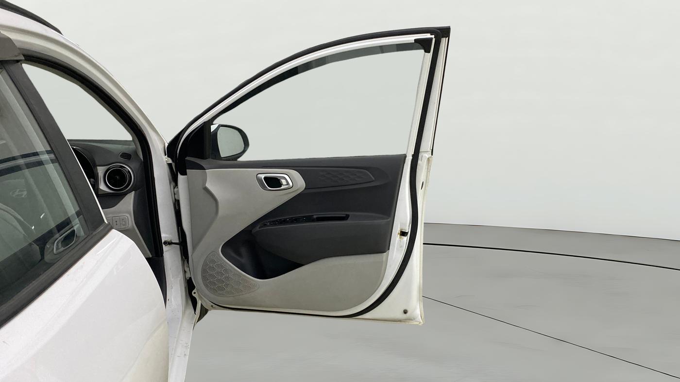 2024 Hyundai GRAND I10 NIOS Sportz 1.2 HY-CNG Duo, CNG, Manual, 27,331 km, RHS Front Door