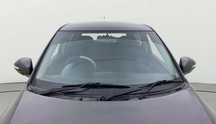 2015 Maruti Swift VXI, Petrol, Manual, 73,384 km, Front Windshield