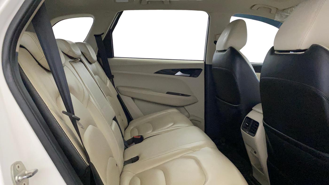 2021 MG HECTOR SHARP 2.0 DIESEL, Diesel, Manual, 48,396 km, Right Side Rear Door Cabin