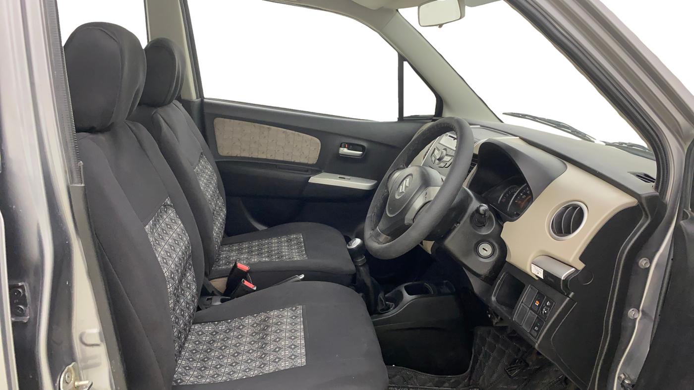 2016 Maruti Wagon R 1.0 VXI, Petrol, Manual, 1,08,656 km, Right Side Front Door Cabin